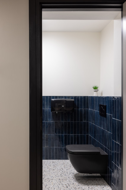 Cloakroom powder-room