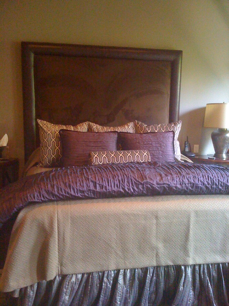 This is an example of a bedroom in Austin.