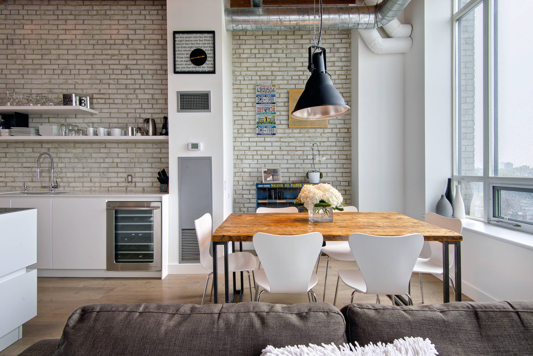 75 Industrial Dining Room Ideas You'll Love - January, 2026 | Houzz, image size:1805x1206