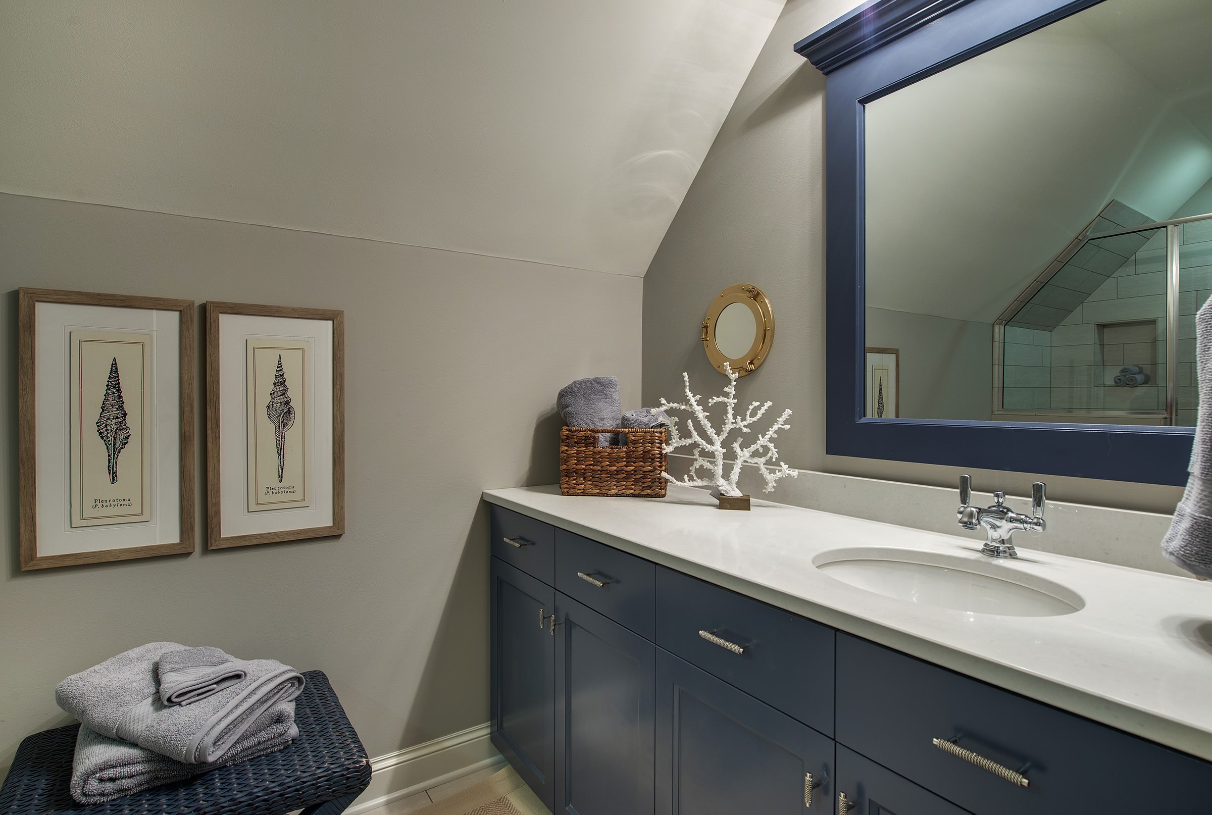 Coral And Navy Bathroom Ideas Photos Houzz