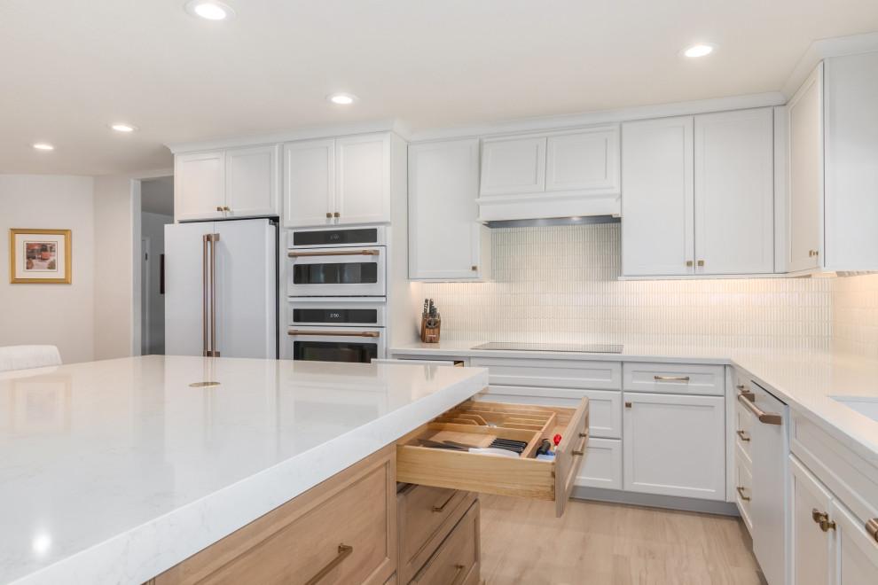 Inspiration for a transitional kitchen remodel in Phoenix
