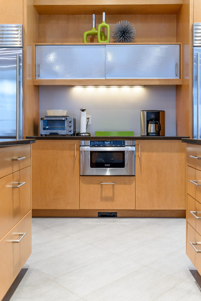 Kitchen - kitchen idea in St Louis