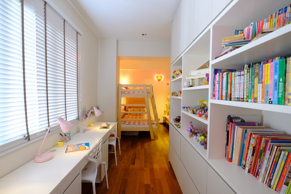 This is an example of a transitional kids' room in Singapore.