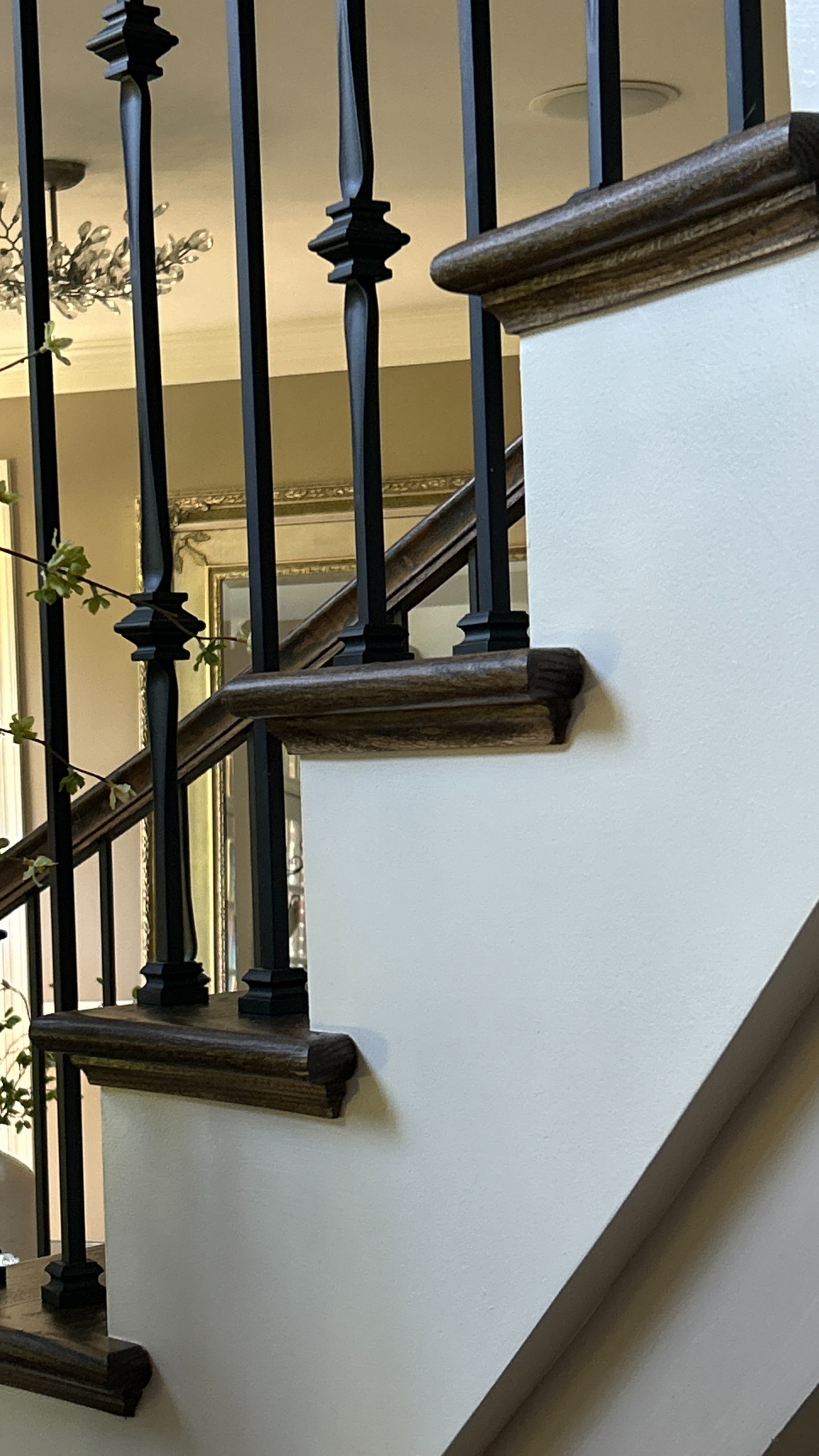 Project #157 | Traditional Curved Foyer Staircase