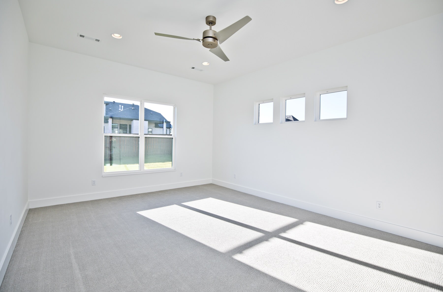 SV136_8605 S 86th PL