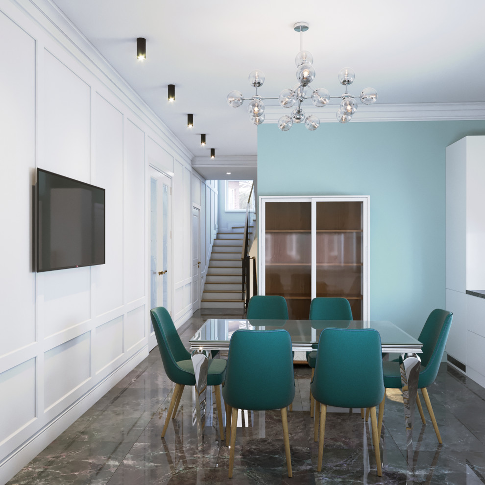 У берегов лазурных