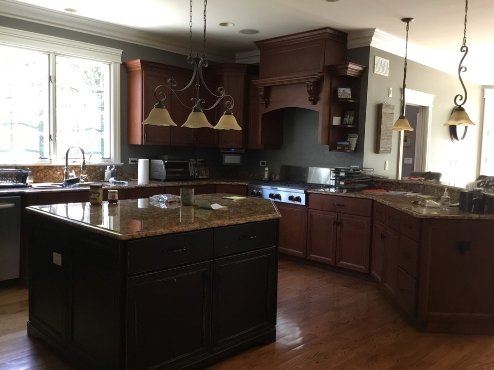 Farmhouse Kitchen and Mudroom