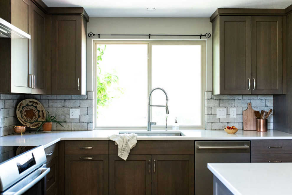 Kitchen - rustic kitchen idea in Seattle