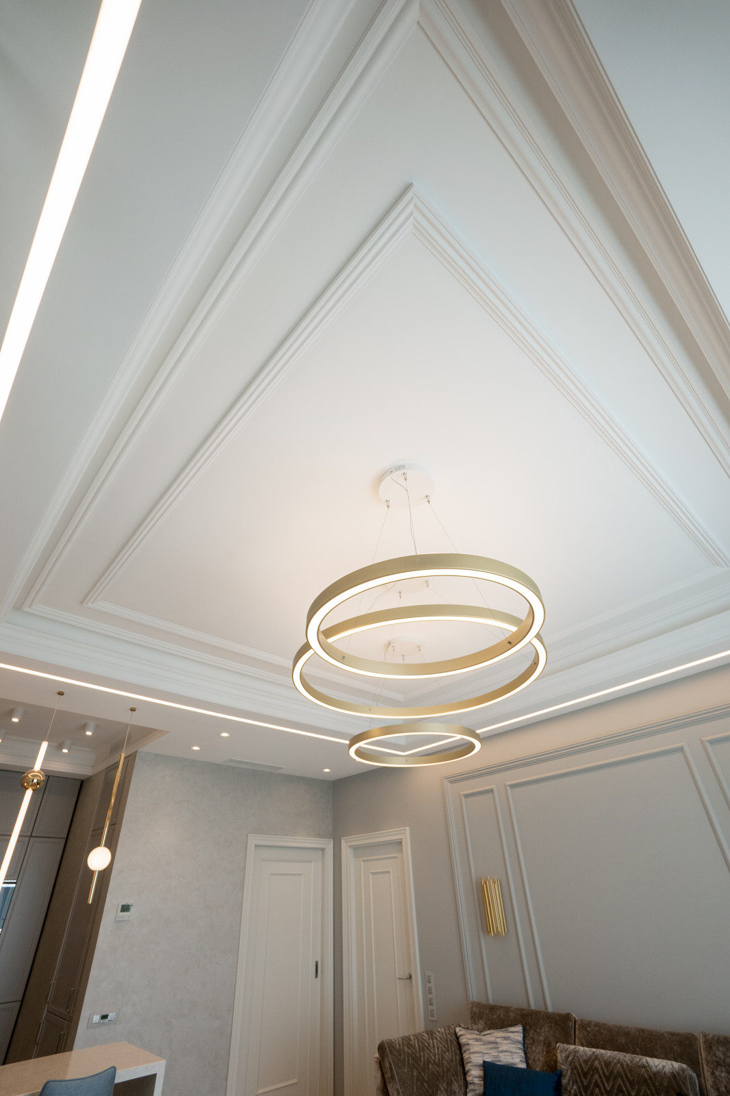 РЕМОНТ ДВУХКОМНАТНОЙ КВАРТИРЫ 60 КВ. М В СТИЛЕ НЕОКЛАССИКА