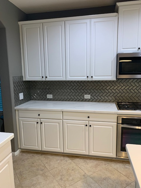 Kitchen  Quartz Countertop and Backsplash