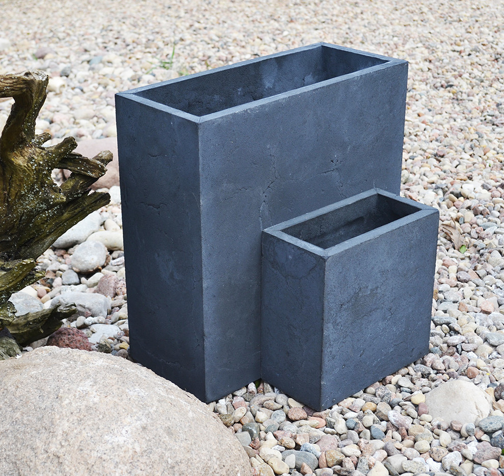 Кашпо и горшки для цветов и растений из микробетона.