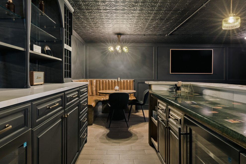 Custom Bar