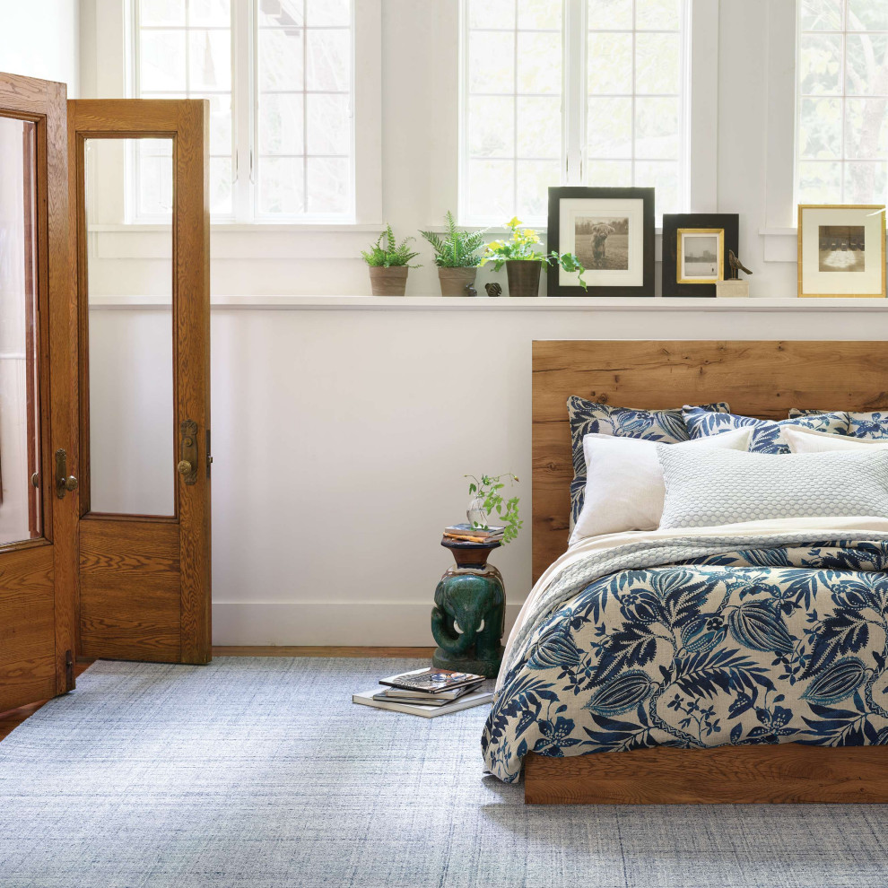 Harris Blue/Ivory Micro Hooked Wool Rug, 6'x9' Contemporary Area