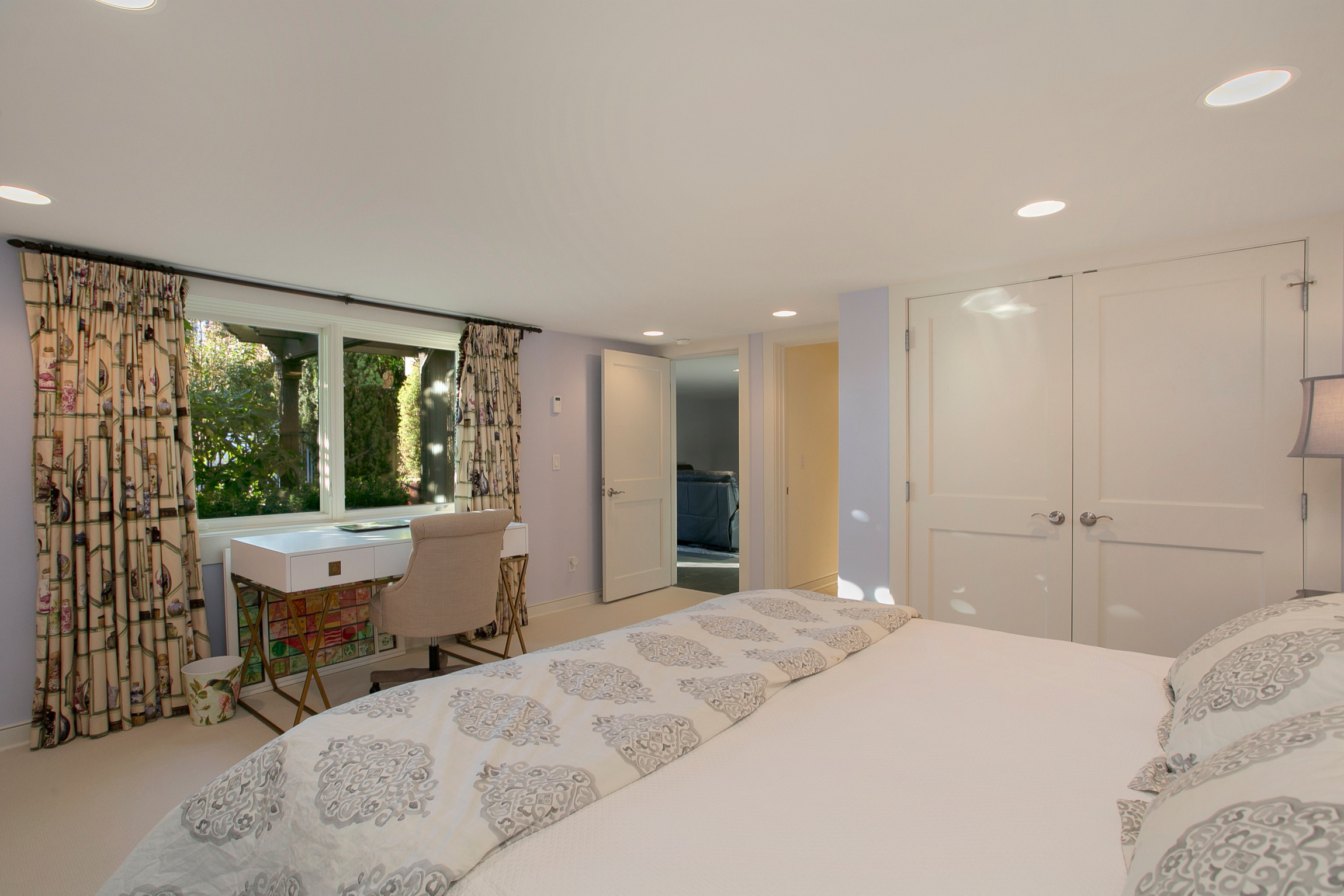 Custom Executive Home - Magnolia