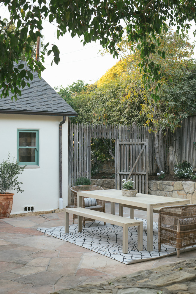 This is an example of a patio in Santa Barbara.
