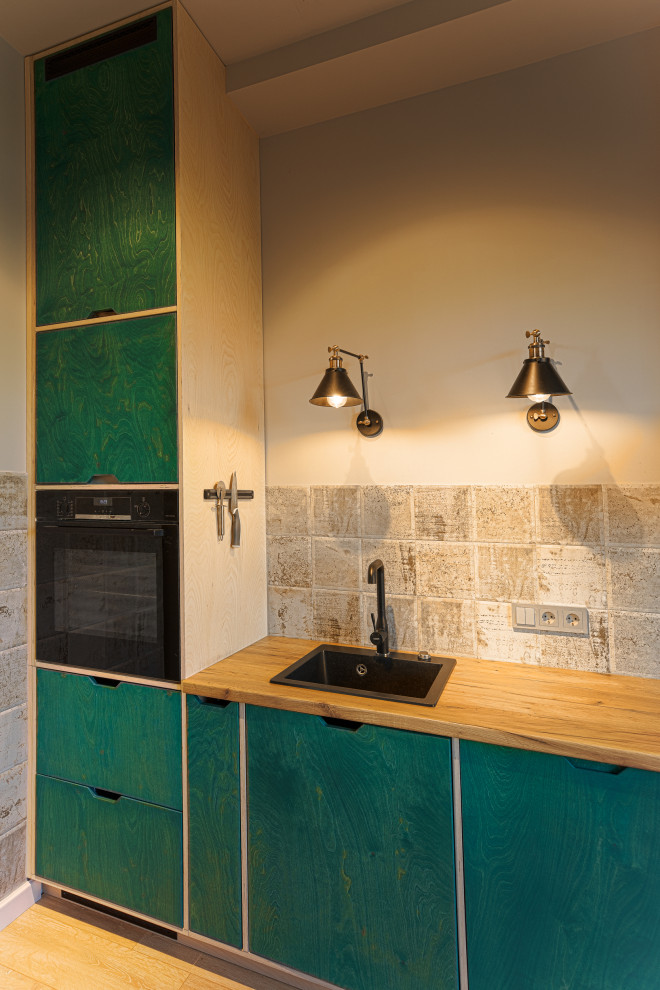 Кухня из фанеры с открытыми торцами ящиков.