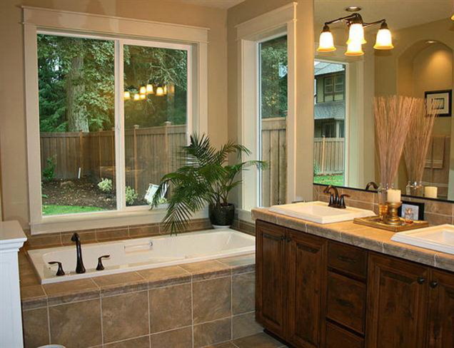BATHROOM REMOLDING