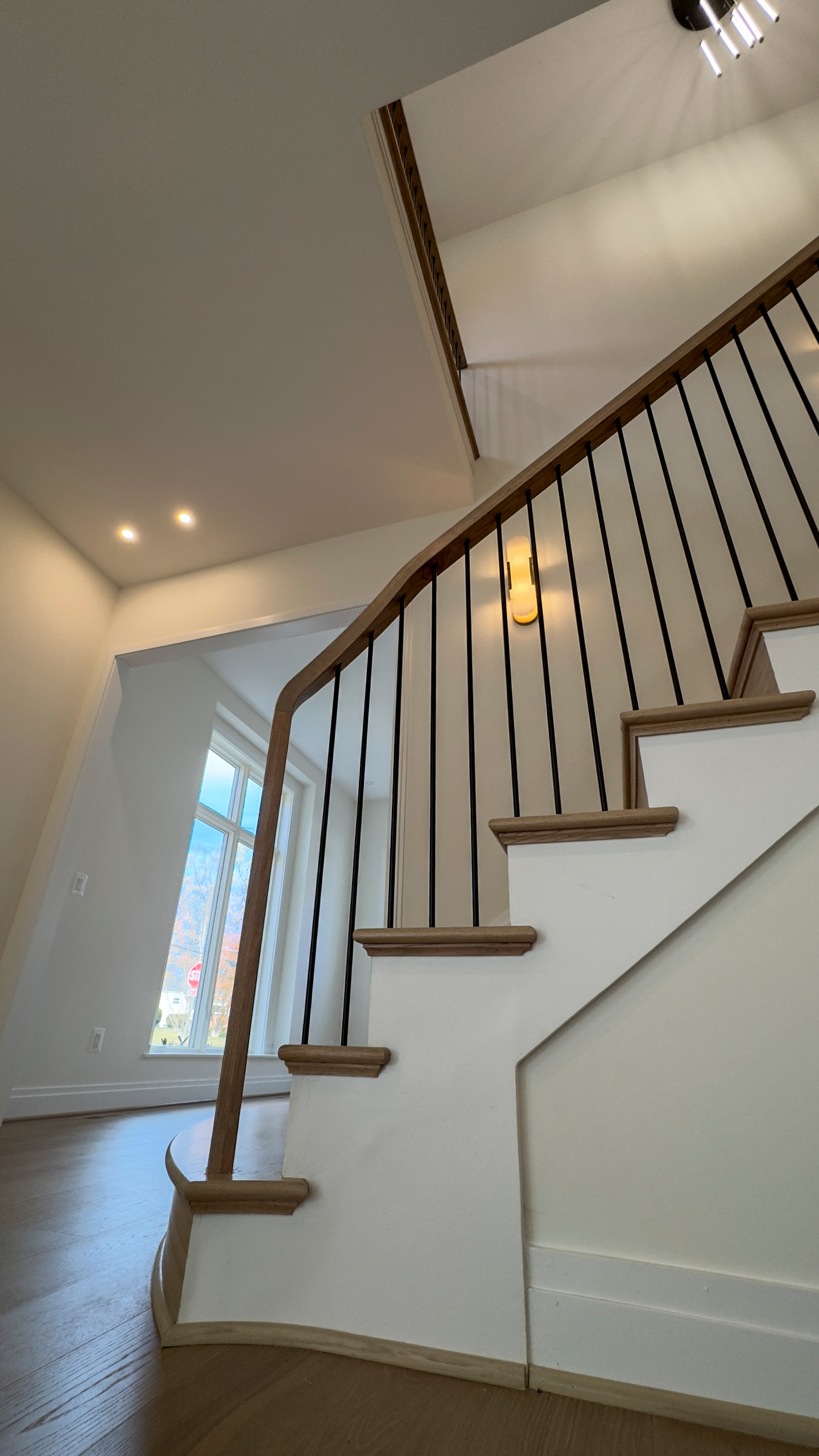 144_Attractive Transitional Staircase in Impressive Modern Home, Vienna VA 22180