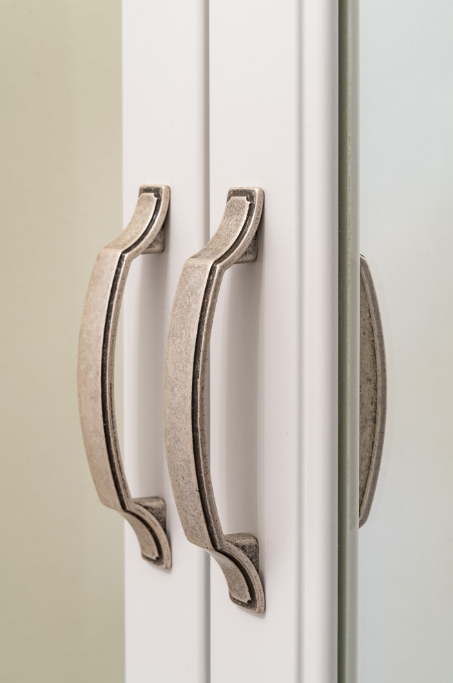 Шкафы и тумбы