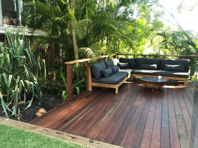 An Outdoor Oasis in Point Arkwright coastal-terrace