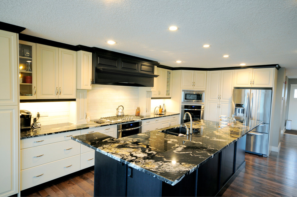 Mountain style kitchen photo in Calgary