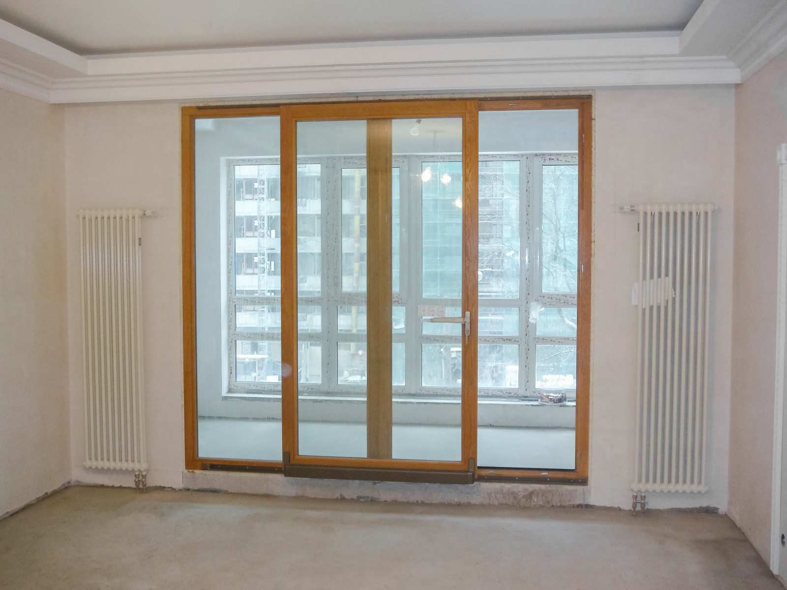 Два портала PSK и окна из лиственницы в квартиру