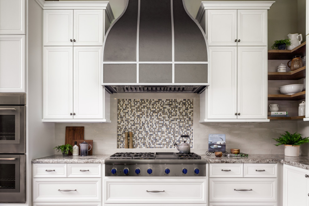 Example of a transitional kitchen design in Houston