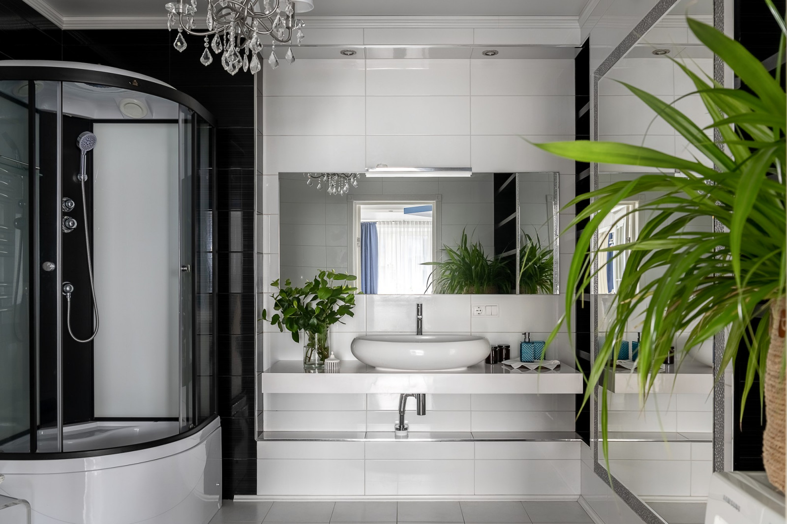 БЕЛОСНЕЖНАЯ ОПОЧИВАЛЬНЯ