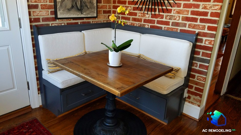 Kitchen - rustic kitchen idea in DC Metro