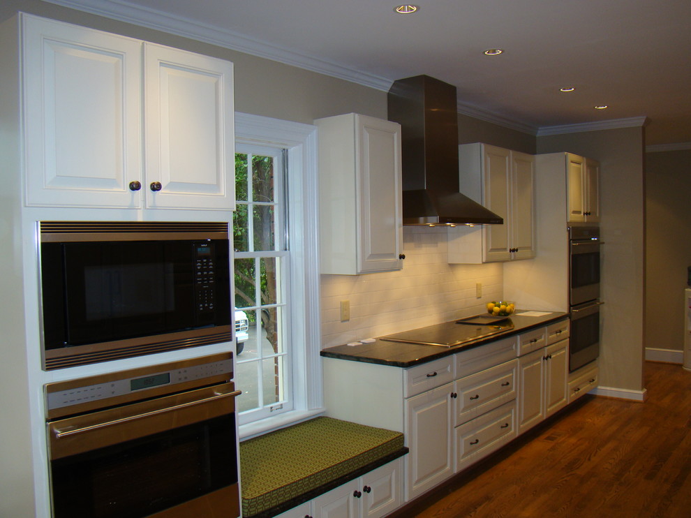 Large transitional kitchen photo in Charlotte