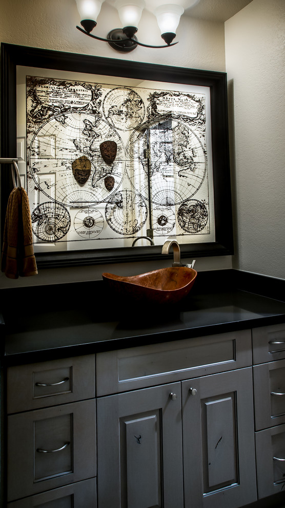 Example of a cottage chic home design design in Phoenix