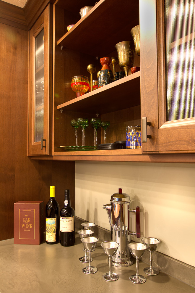 Kitchen - transitional kitchen idea