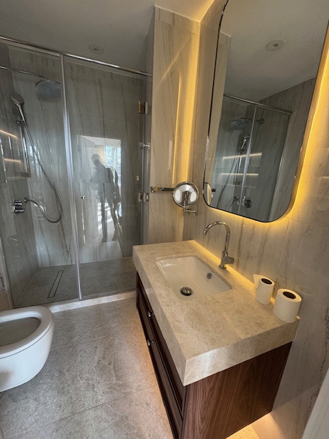 Full refurbishment works of high-end flat (x5 Bedrooms)at high street kensignton