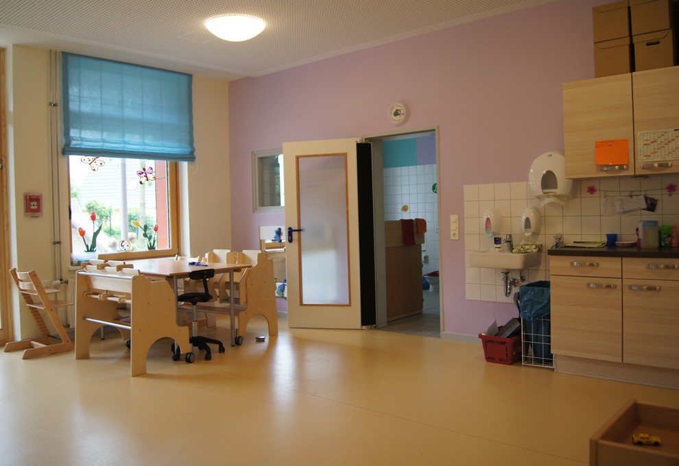 Geräumiges Modernes Kinderzimmer in Hamburg