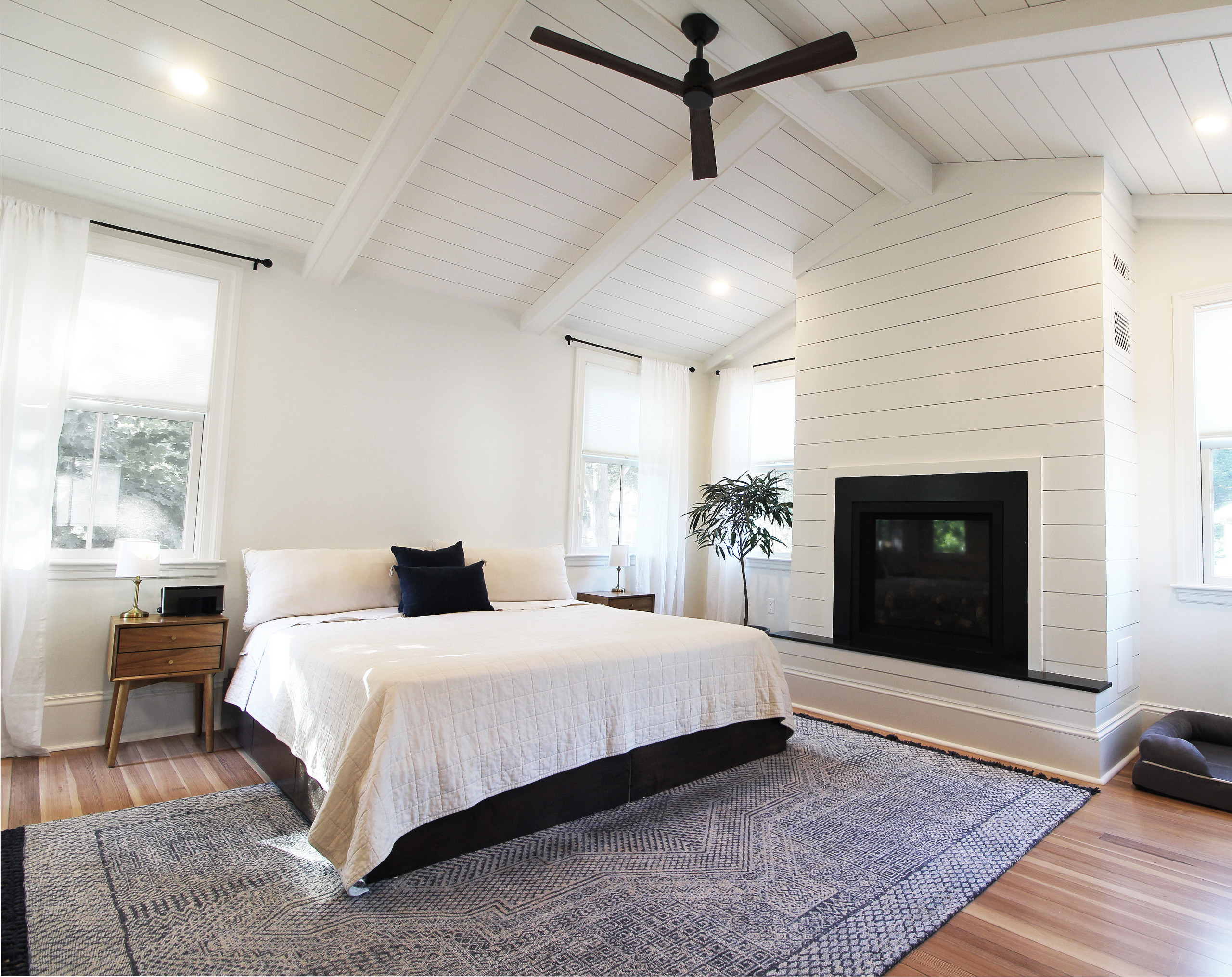 Transform Your Vision Into a Modern Farmhouse Masterpiece