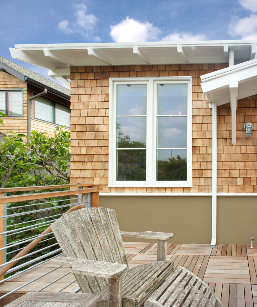 This is an example of a transitional deck in San Francisco.