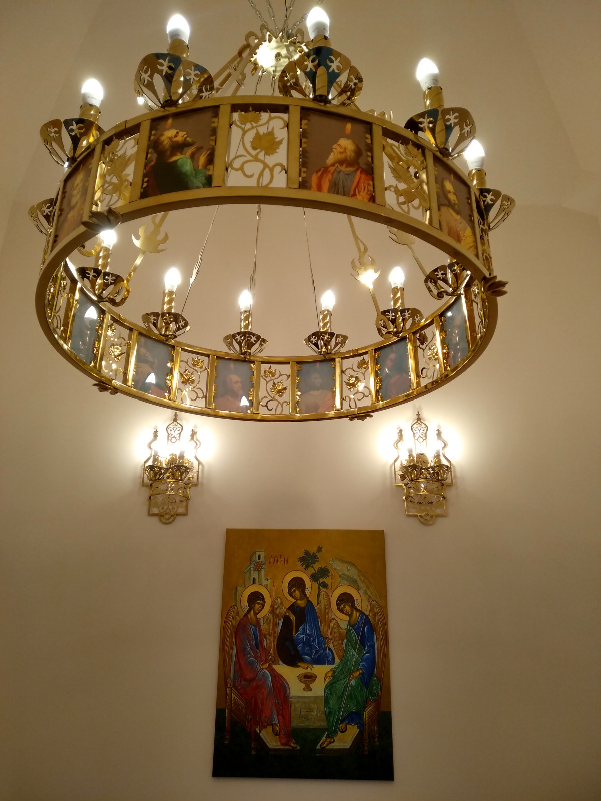 Храм Сошествия Святого Духа на Апостолов в Комарово