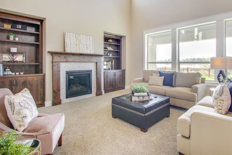 Photo of a transitional living room in Boise.