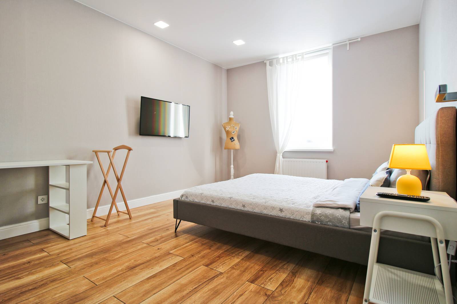 Стильно. Лаконично. Рядом с музеем янтаря