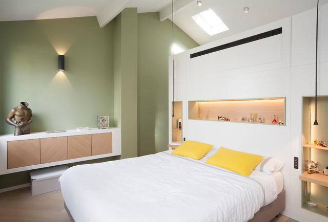 Une maison dans Paris contemporary-bedroom