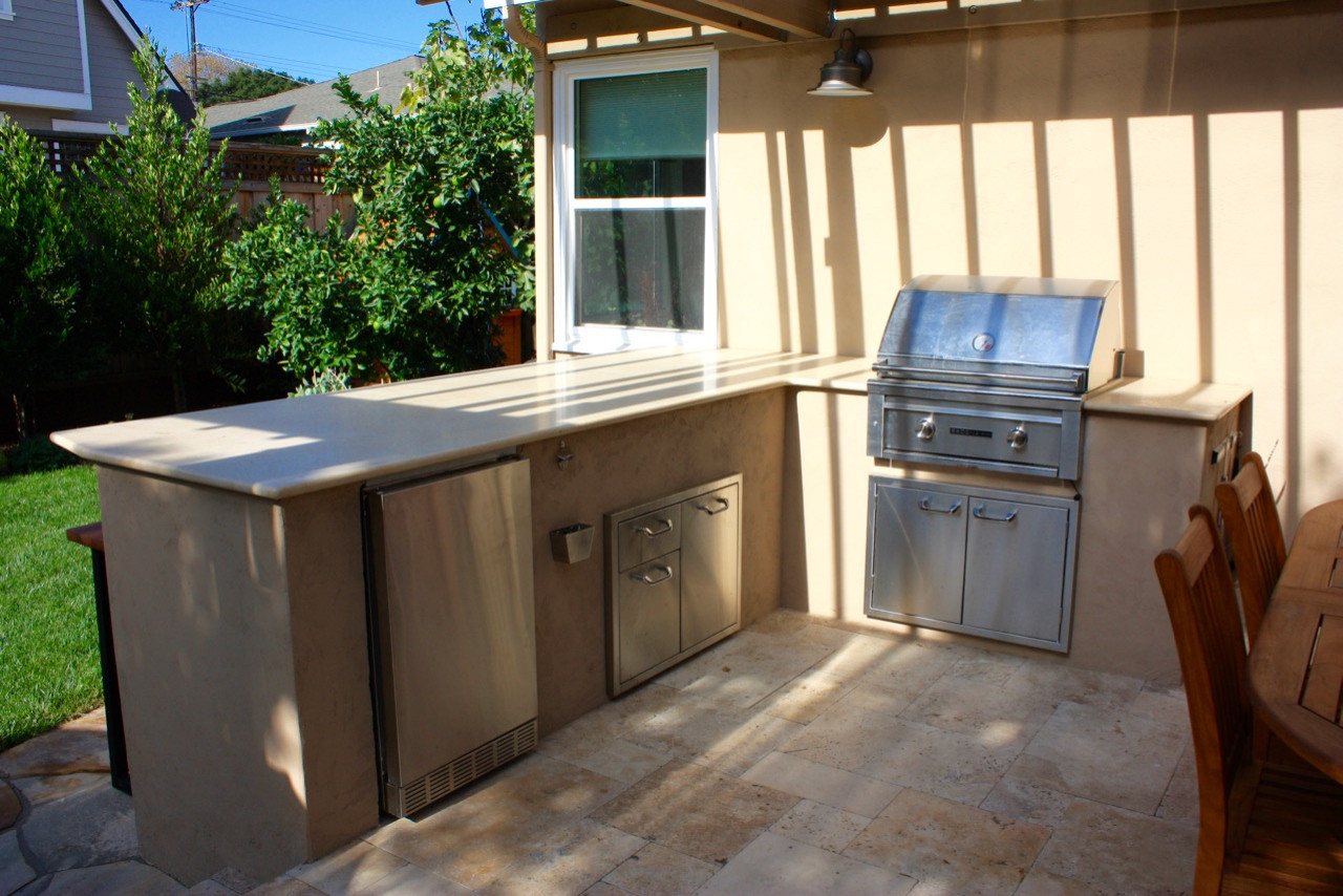 Outdoor Family Room