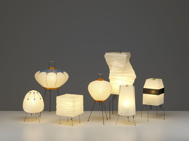 Rispapirlamper som gulvlamper, med LED-lys, og rispapirlamper fra Ikea –  mulighederne er mange, og de luftige lamper er in