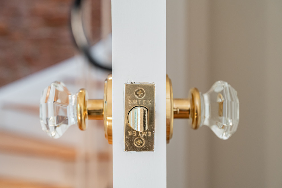 Eclectic Townhome City Scape