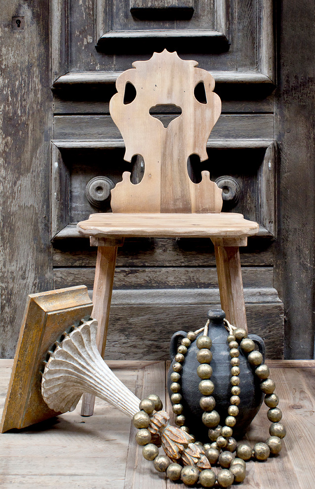 Home design - rustic home design idea in Orange County