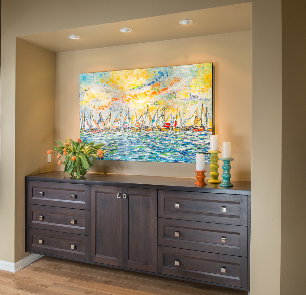 Transitional kitchen photo in Indianapolis