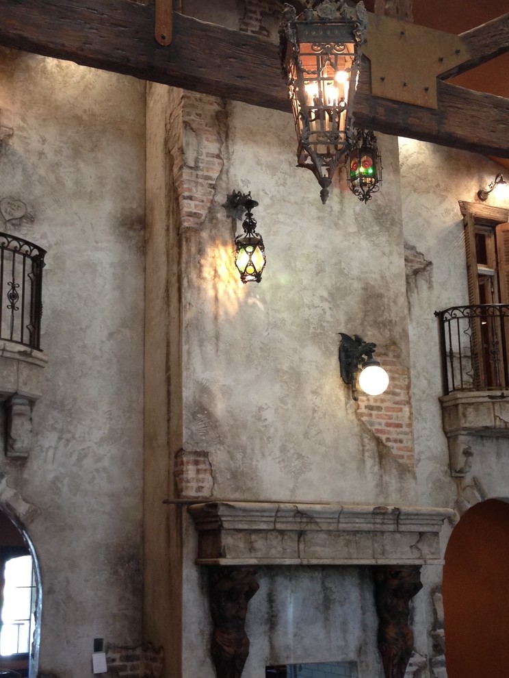 Example of a mountain style entryway design in Austin