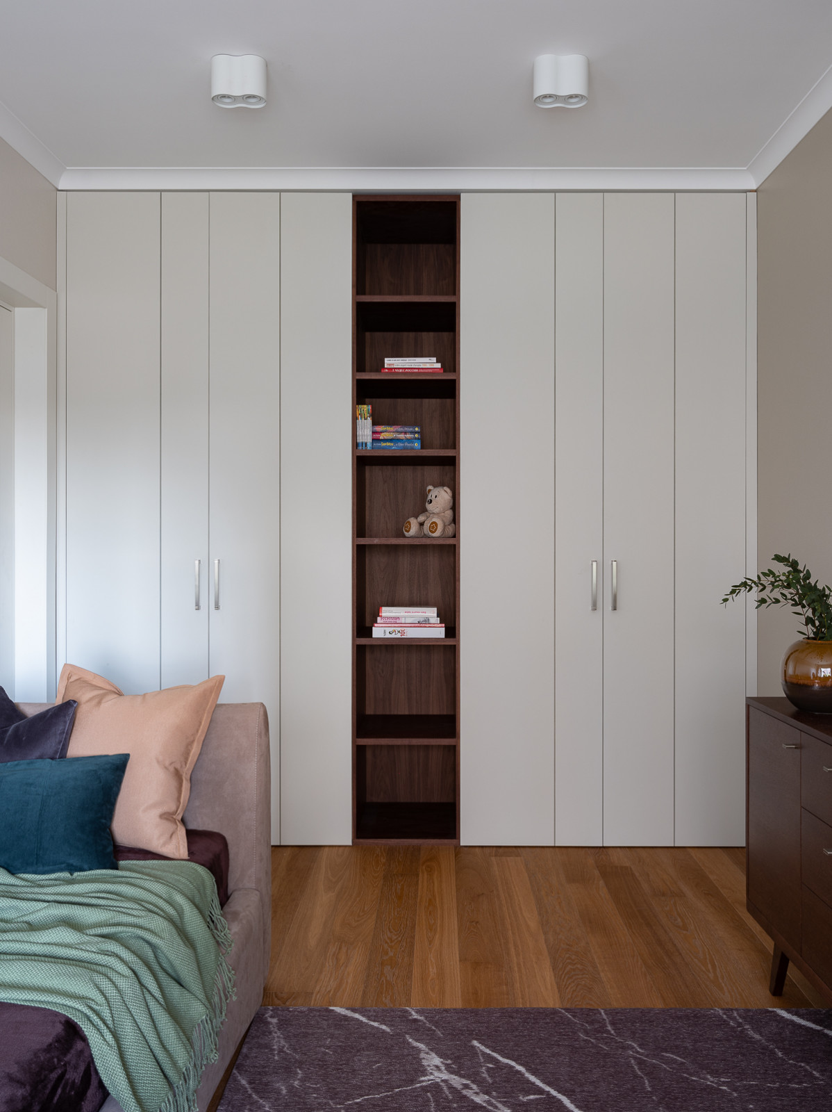 Окно в Париж