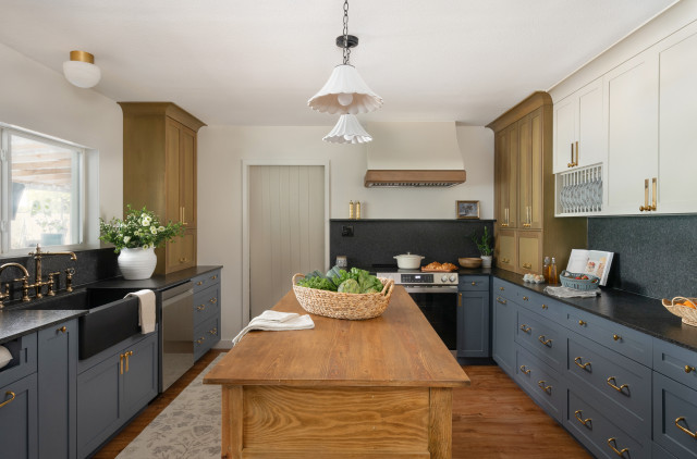 Kitchen Redo Gives Empty Nesters a Fresh Start With Charm (12 photos)