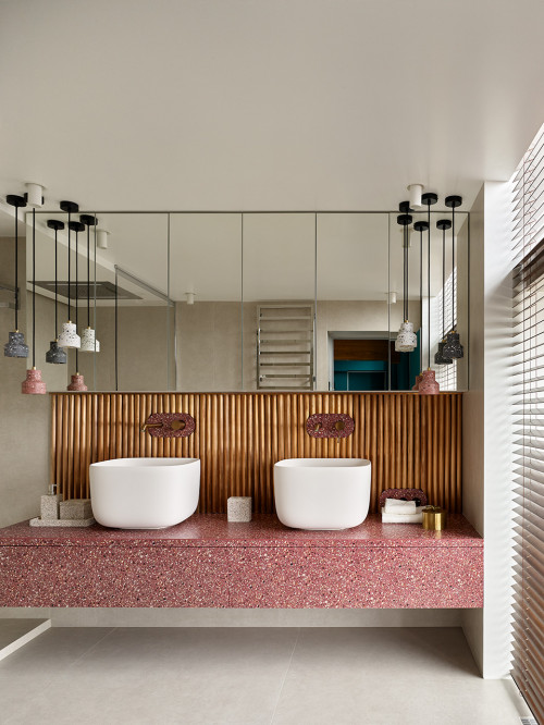 3D Bathroom Backsplash with Mirrored Cabinets