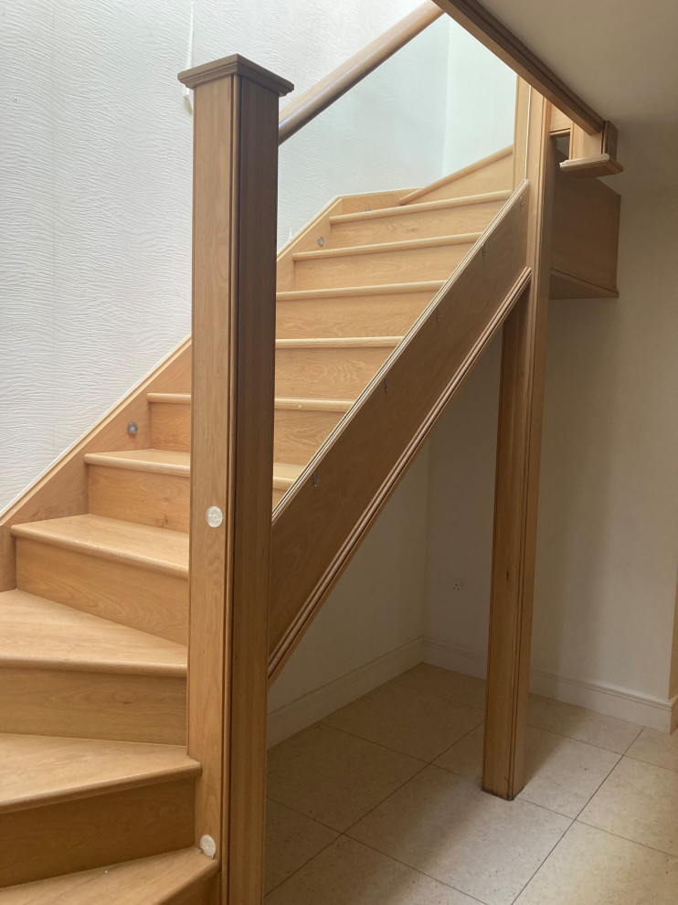 Stunning Entrance Hallway - Bromley